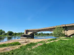 Ruiny mostu w Kłopocie
