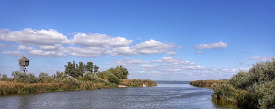 "Wolves' Shoal" National Park
