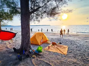 EXReviola Beach di ganti Sea Light Beach