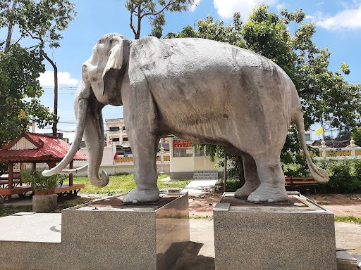 Wat Khuan Lang