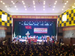 Nhà văn hoá thị xã Hồng Lĩnh