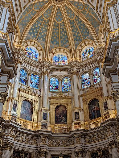 Walk in Granada Tours