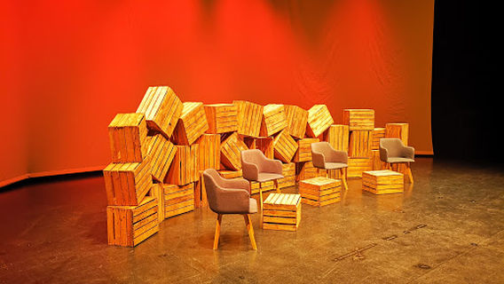 Het Perron Cultural Center