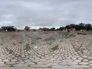 Alun Alun Kota Gunung Tua