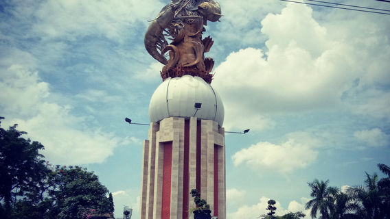Jayandaru Monument