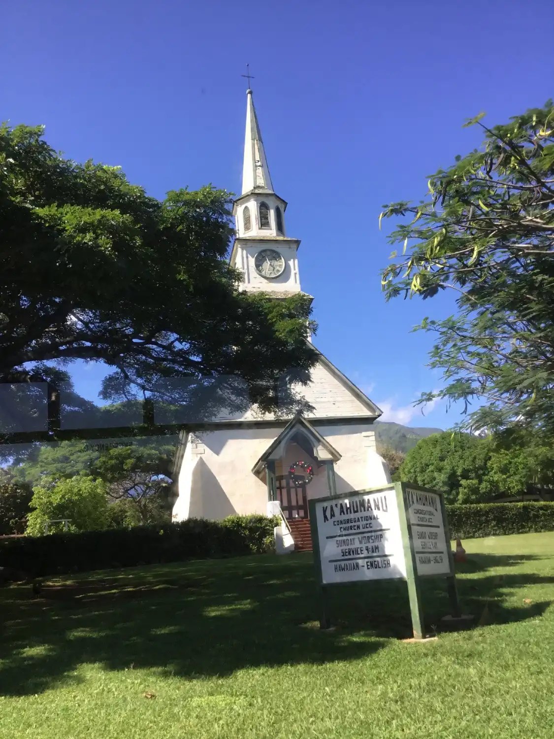 Hotels near Kaahumanu Church