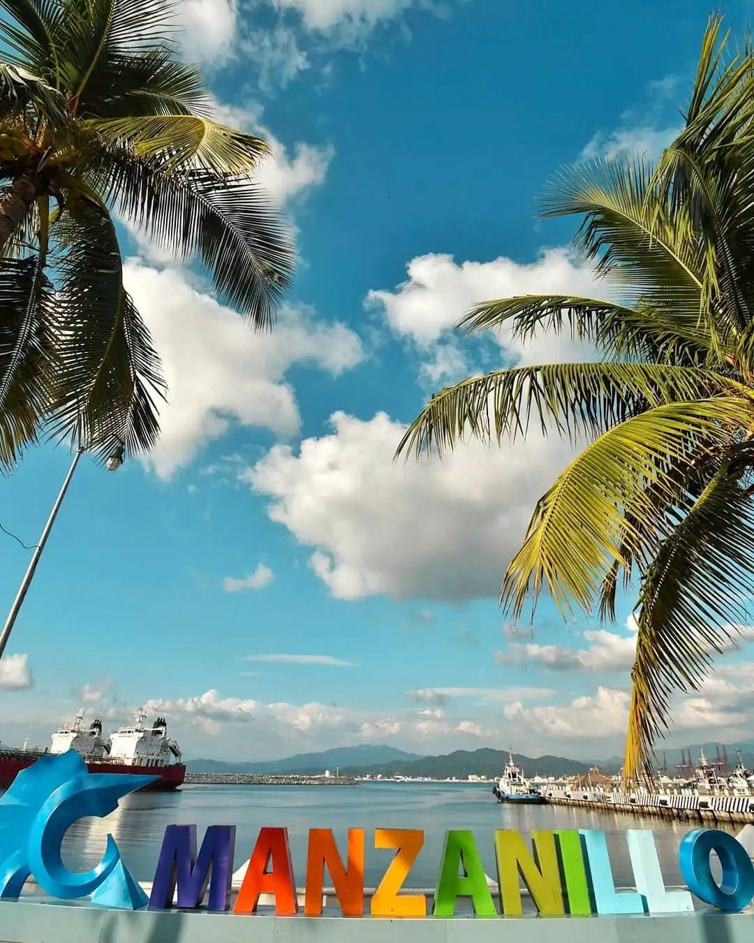 Hotels near Malecon