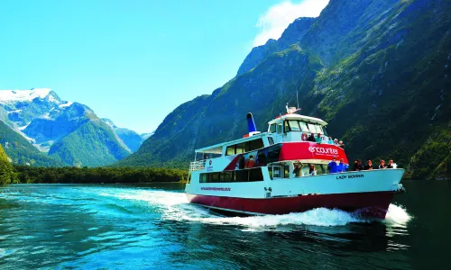 Southern Discoveries - Milford Sound Cruises