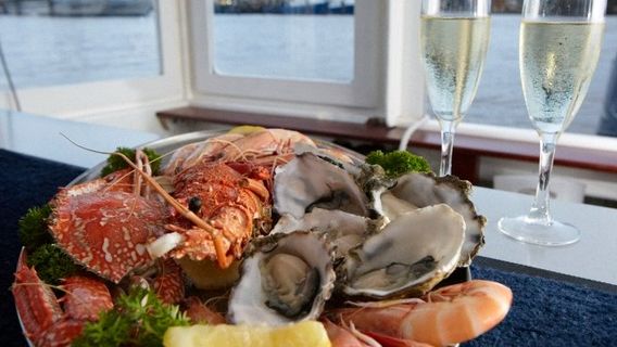 Coastal Cruises Mooloolaba