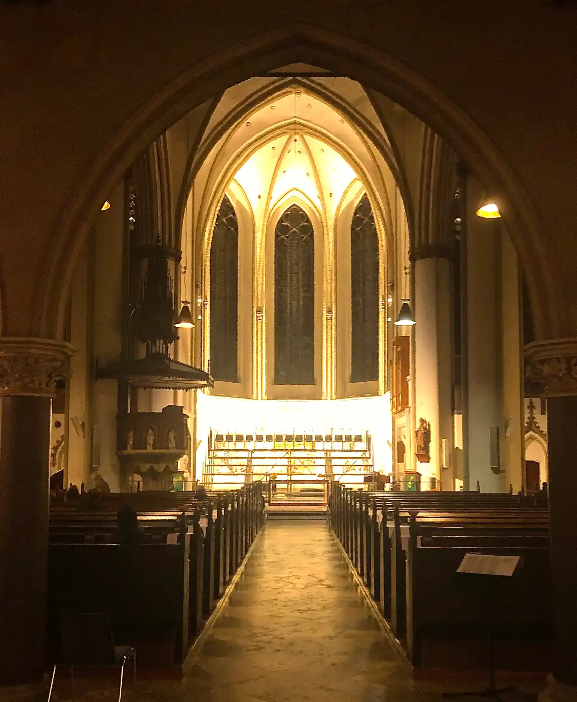 Hotels near St. Peter's Church