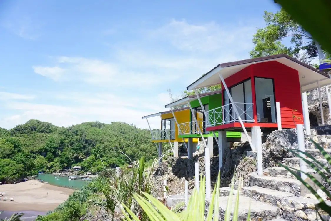 Hotels near Baron Beach