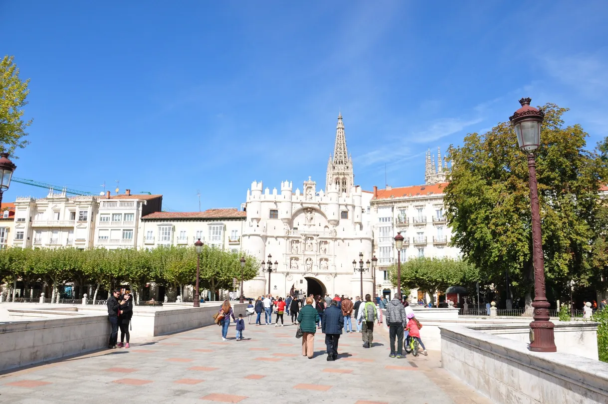 1_Arco de Santa María