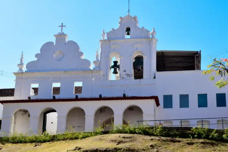 Hotels near Convento Sao Francisco