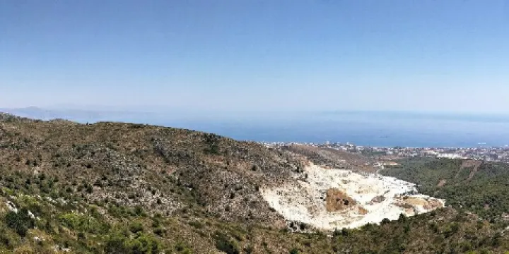 Mirador De La Canada Del Lobo
