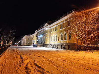 Ploshchad' Vyborgskikh Polkov
