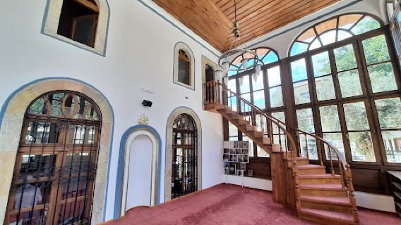 Kurşunlu Mosque