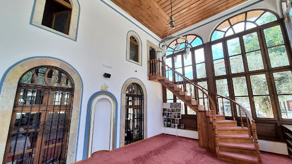 Kurşunlu Mosque