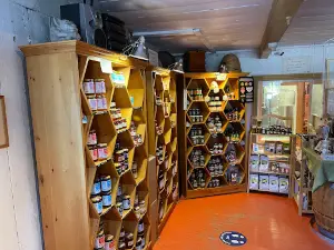 Vieux Moulin - Honey & Meadery