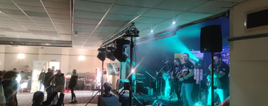Higher Irlam Social Club