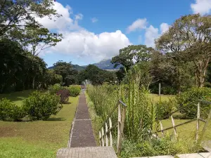 Le Domaine De L'Émeraude