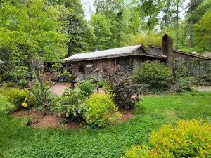Cedar Creek Gallery