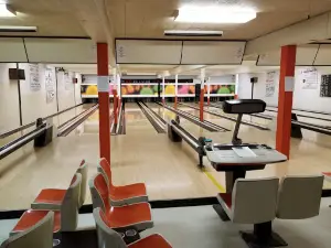 The 300 Club-Lanes, Lounge & Event Center