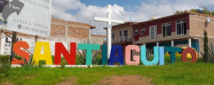 Plaza De Santiaguito