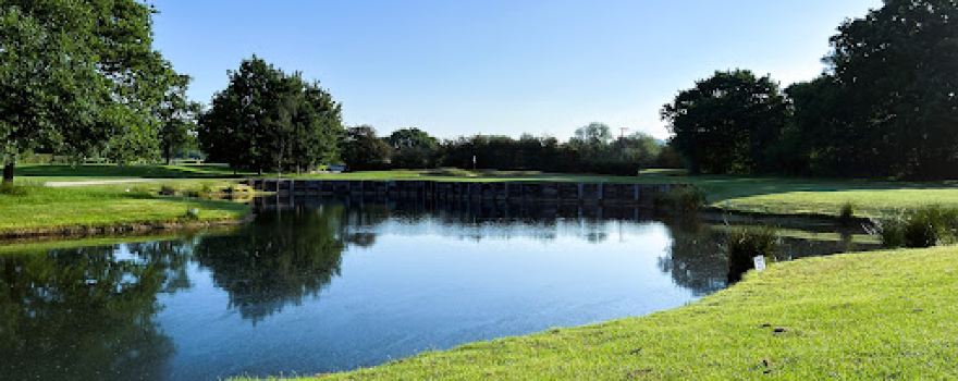 Hobbs Cross Golf Centre