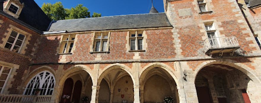 Chateau de Fleurigny
