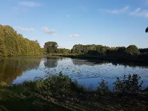 Camping Paradis Nature à La Chapelle d'Angillon