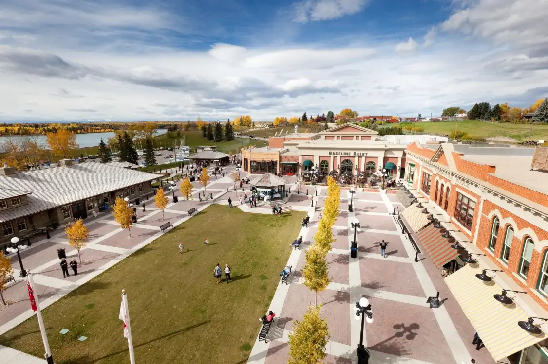 Hotels near Heritage Park