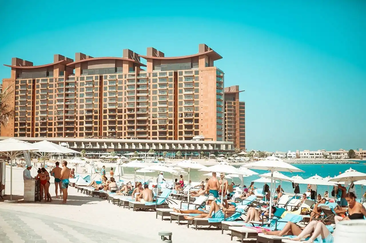Hoteles cerca de Riva Beach Club