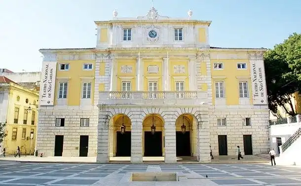 Hotels near National Theatre of São Carlos