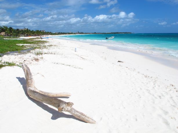 Xpu-ha Beach