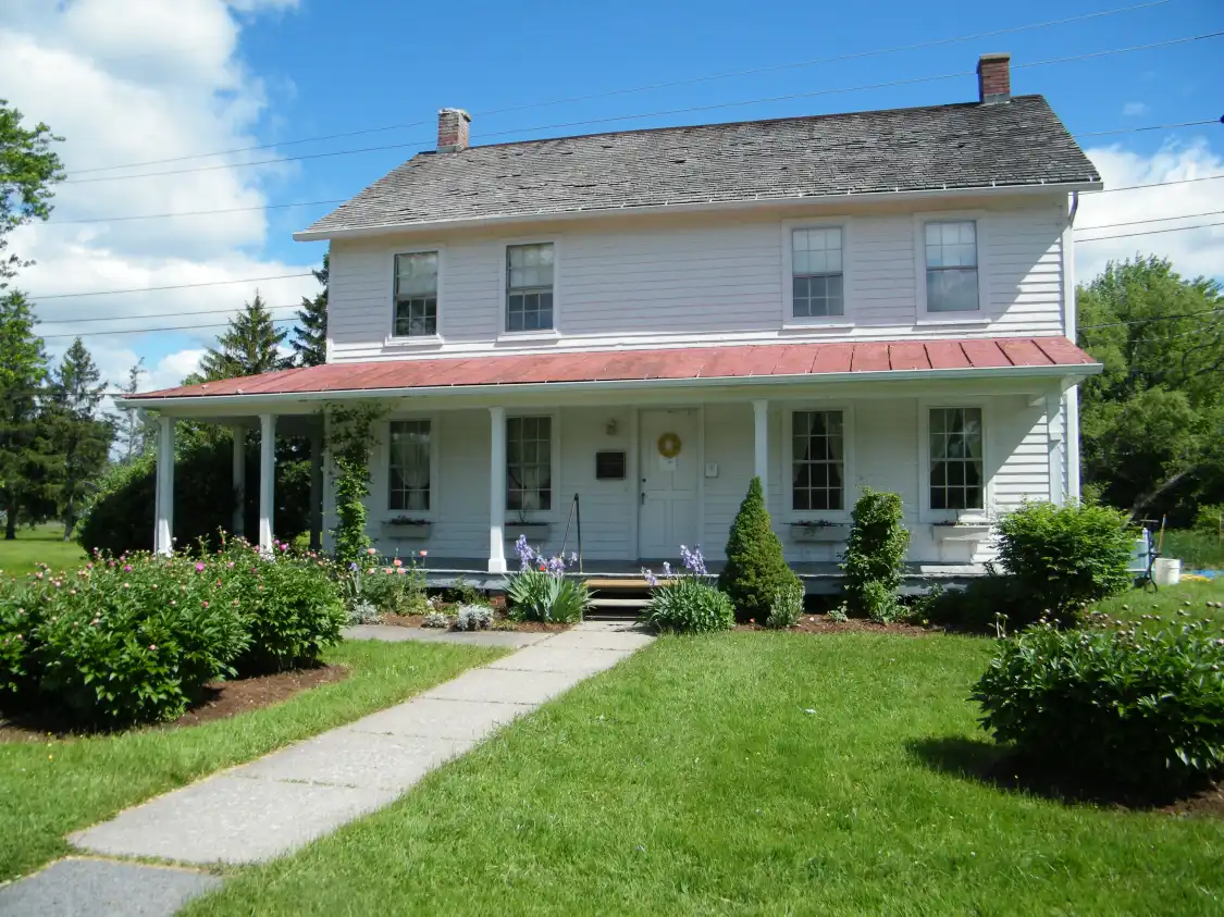 Hotels near Harriet Tubman Home