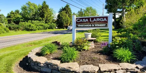Casa Larga Vineyards