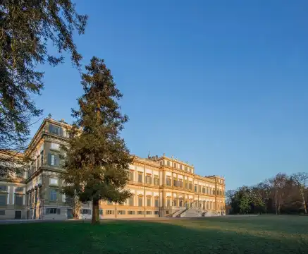 鄰近蒙扎皇家別墅的酒店