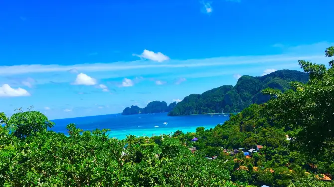 1_Phi phi Viewpoint 2 the top view