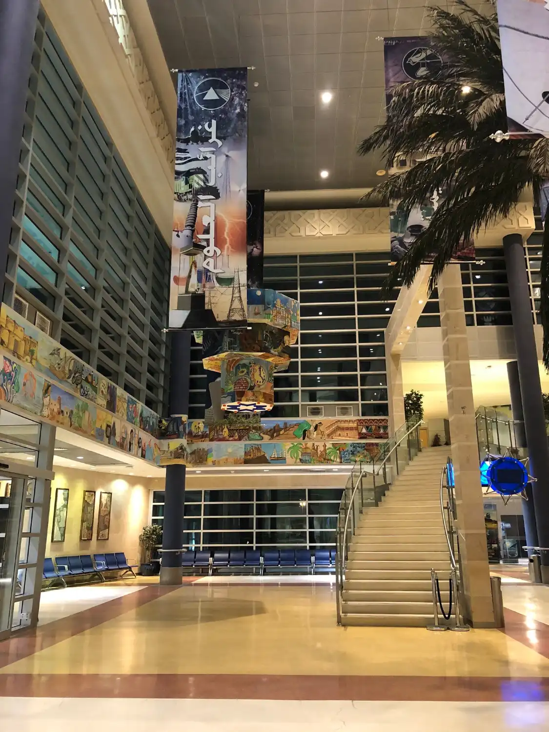 Hotels near Scitech(prince sultan Science and Technology Center)
