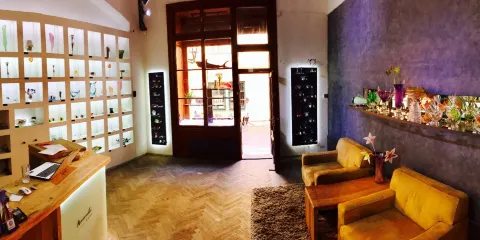 Komeda Gallery & Shop