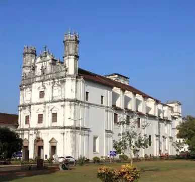 Hotels near Goa State Museum