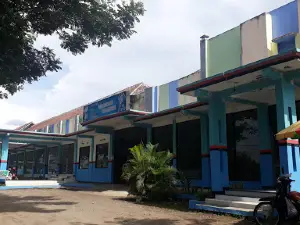 Kolam Renang Kharisma