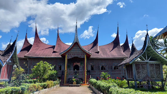 Istana Kerajaan Talu