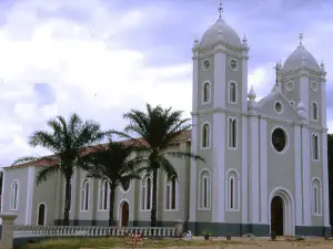 Catedral de Malange