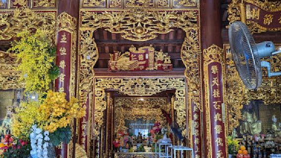 Đền Mẫu