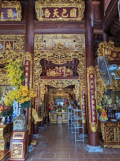 Đền Mẫu