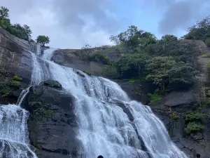 Kutralam Water falls