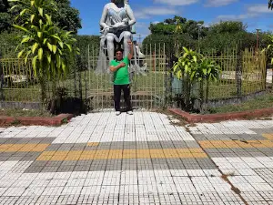 Plaza De Las Madres