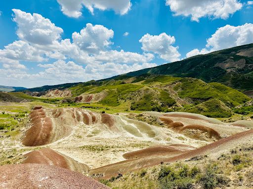 Gareja colorful dunes viewpoint