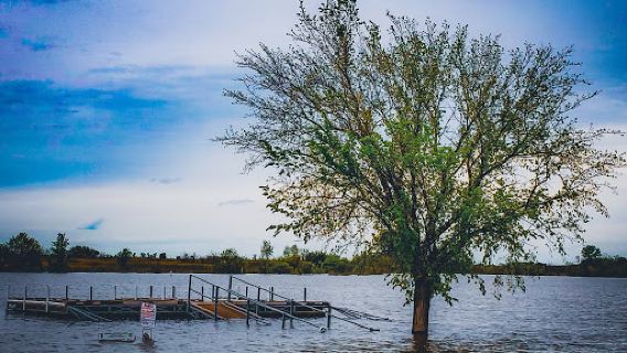 El Dorado Lake